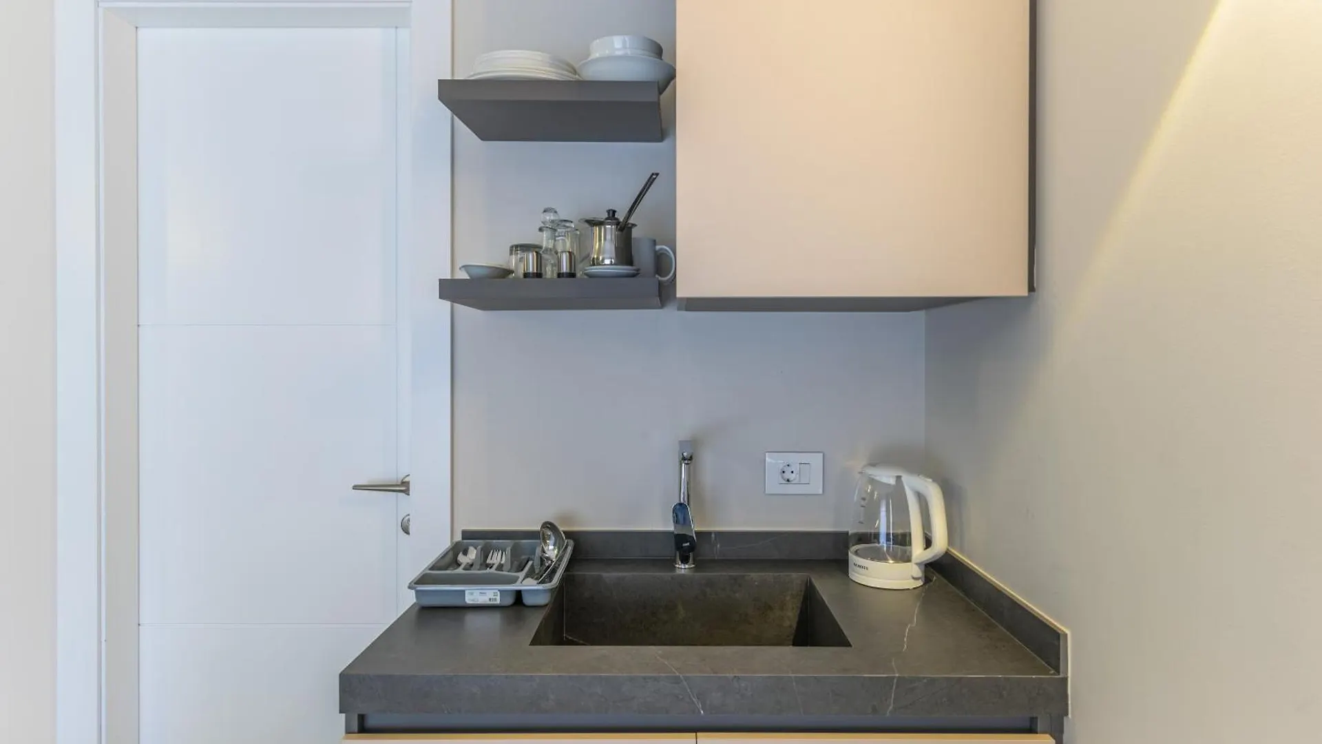 Cityzen - Boutique Studios In Achrafieh Bejrút 0*,  Libanon